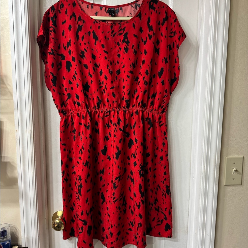 Stylish Red and Black Women's Dress